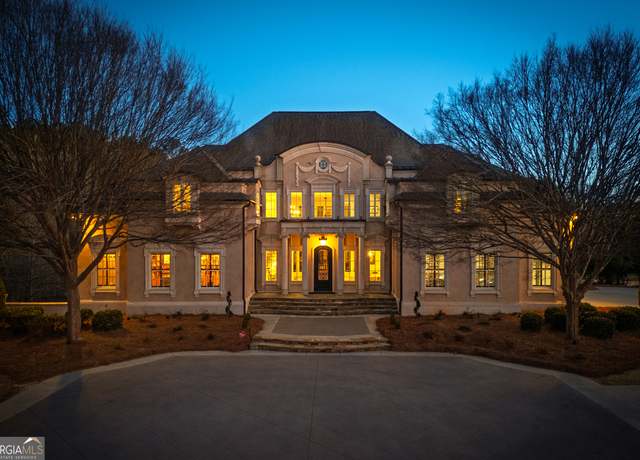 Property at 300 Annelise Park Dr, Fayetteville, GA 30214, 6 beds, 7.5 baths