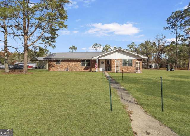 Property at 99 Donnette Bargeron Rd, Glennville, GA 30427, 3 beds, 2 baths