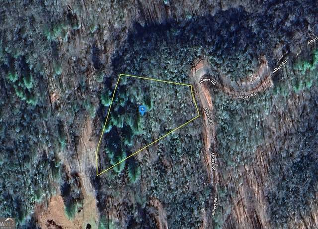 Property at 75 Albert Rd, Hiawassee, GA 30546