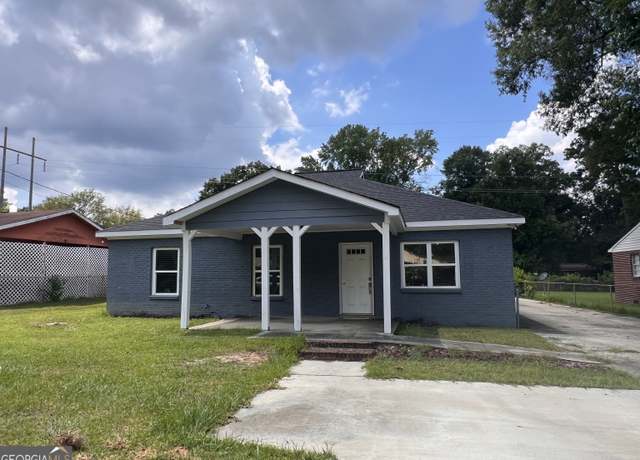 Property at 317 Ward St, Warner Robins, GA 31093, 4 beds, 2.5 baths