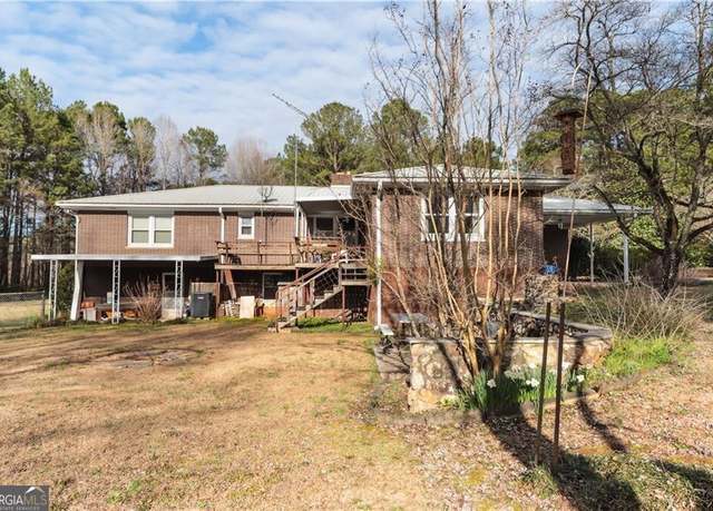 Property at 2443 Highway 92 S, Fayetteville, GA 30215, 3 beds, 2 baths