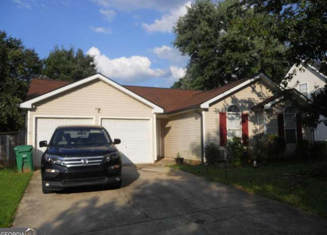 Property at 4032 Ward Lake Trl, Ellenwood, GA 30294, 3 beds, 2.5 baths