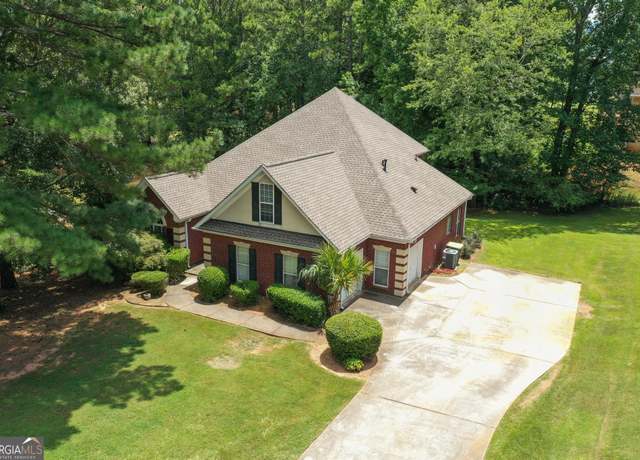 Property at 210 Huiet Dr, Mcdonough, GA 30252, 4 beds, 2.5 baths