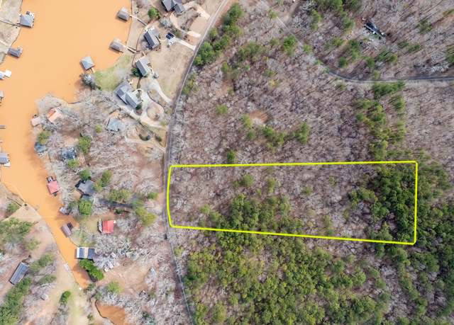 Property at 130 Thomas Dr, Eatonton, GA 31024