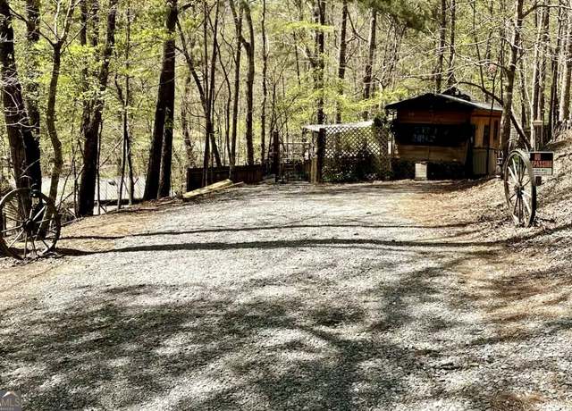 Property at 151 25th St, Ellijay, GA 30540, 1 bed, 1 bath
