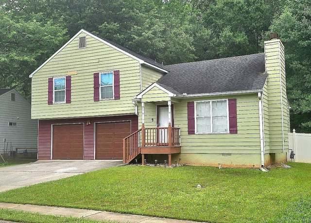 Property at 35 Hampton Oaks Dr, Hampton, GA 30228, 3 beds, 2 baths
