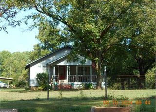 Property at 5714 West Point Rd, Lagrange, GA 30240, 3 beds, 1 bath