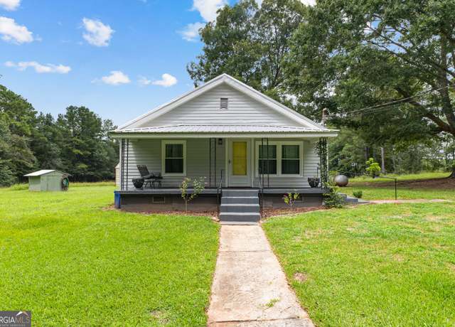 Property at 1917 Blue Creek Rd, Hogansville, GA 30230, 2 beds, 1 bath