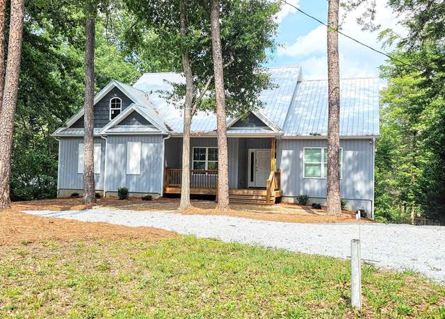 Property at 66 Malibu St, Martin, GA 30557, 3 beds, 2 baths