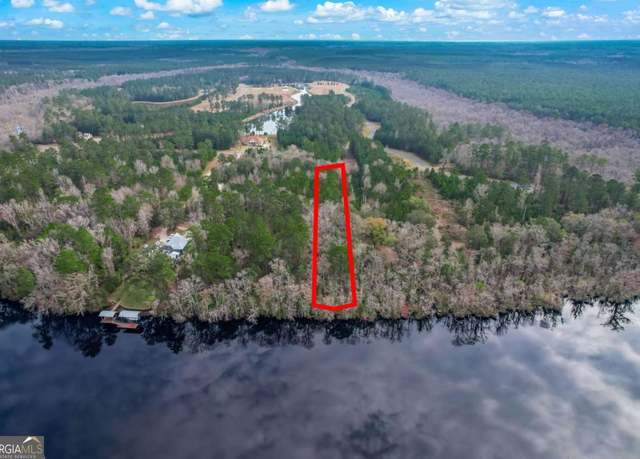 Property at 448 Shoreline Dr, Kingsland, GA 31548