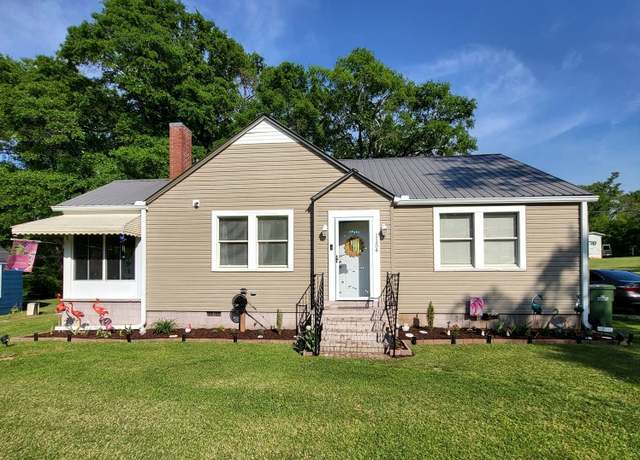 Property at 1154 California Rd, Valley, AL 36854, 2 beds, 2 baths
