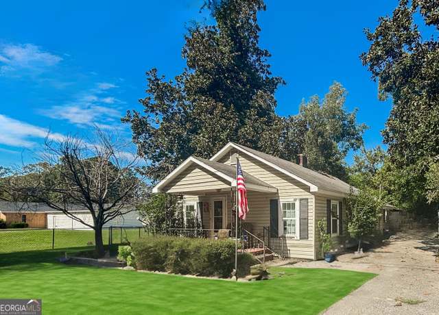 Property at 443 Virginia Ave, Millen, GA 30442, 2 beds, 1 bath