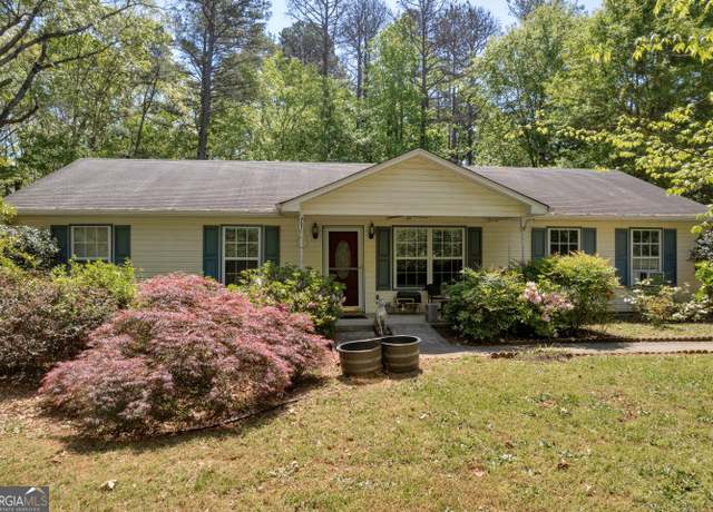 Property at 1326 Harmony Grove Church Rd, Auburn, GA 30011, 3 beds, 2 baths