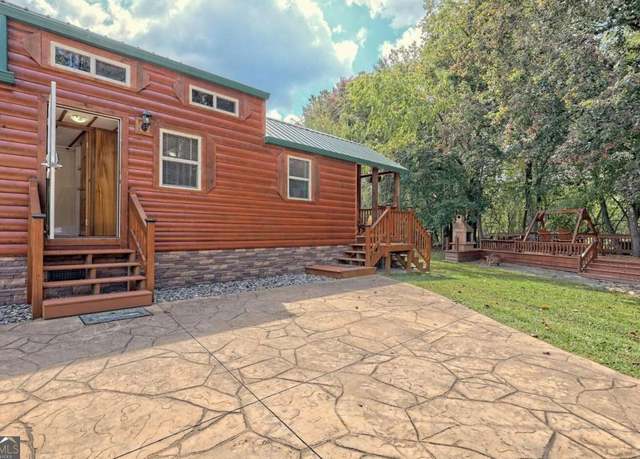 Property at 140 Porch View Cir #89, Blairsville, GA 30512, 2 beds, 1 bath