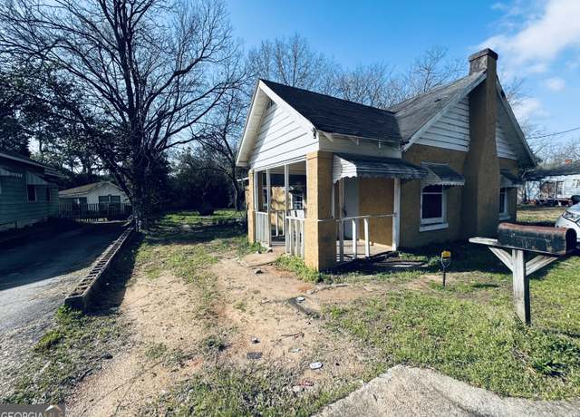 Property at 594 Grenada Ter, Macon, GA 31206, 2 beds, 1 bath