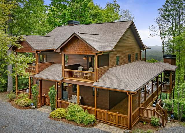 Property at 150 Katahdin Dr, Mineral Bluff, GA 30559, 4 beds, 4.5 baths