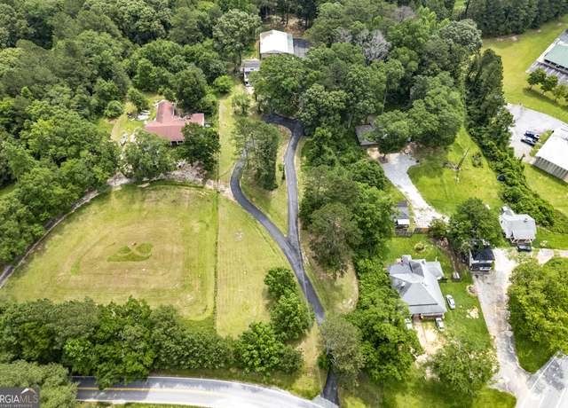 Property at 21 Old Carrollton Rd, Newnan, GA 30263, 3 beds, 2 baths