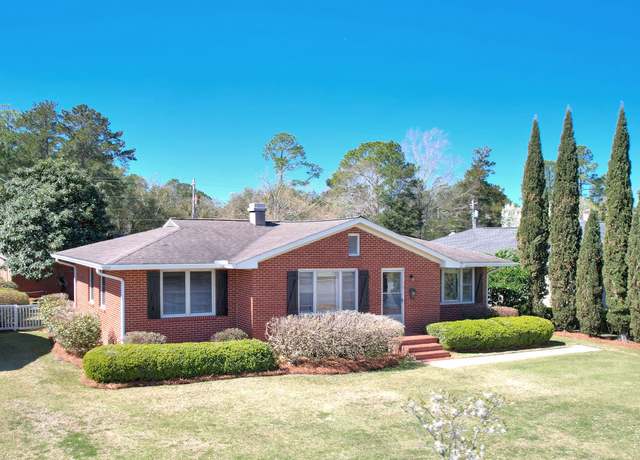 Property at 1917 Palmyra Rd, Albany, GA 31701, 3 beds, 1 bath