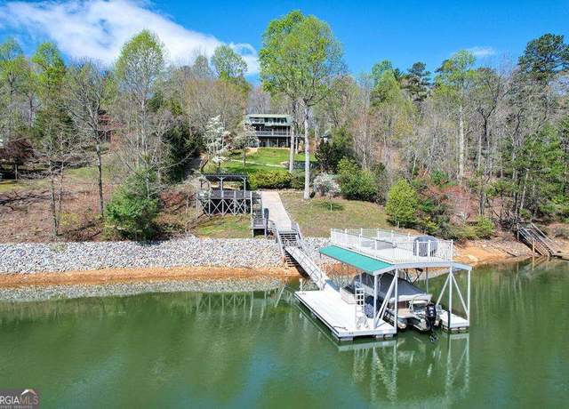 Property at 1243 Forest Dr, Blairsville, GA 30512, 4 beds, 5 baths
