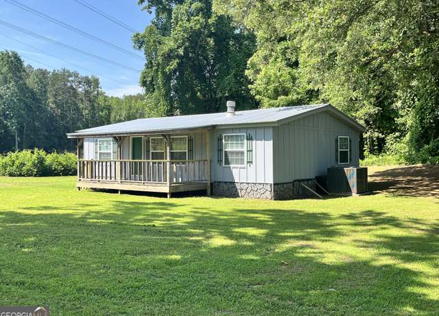 Property at 261 S Red Rock Rd, Toccoa, GA 30577, 3 beds, 2 baths