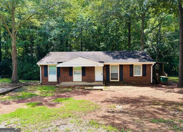Property at 315 Woodridge Cir, Athens, GA 30606, 4 beds, 1.5 baths