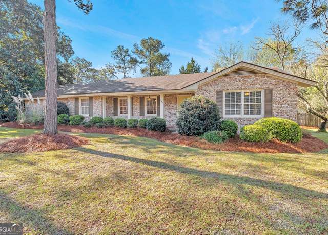 Property at 125 Poplar Trl, Moultrie, GA 31768, 3 beds, 2 baths