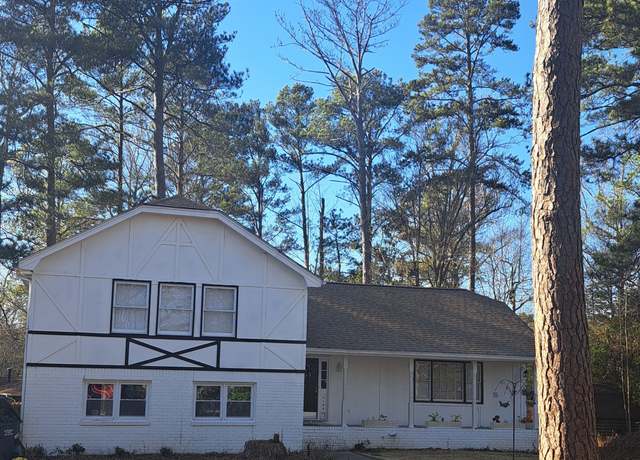 Property at 2180 E Chester Cir SE, Conyers, GA 30013, 3 beds, 2.5 baths