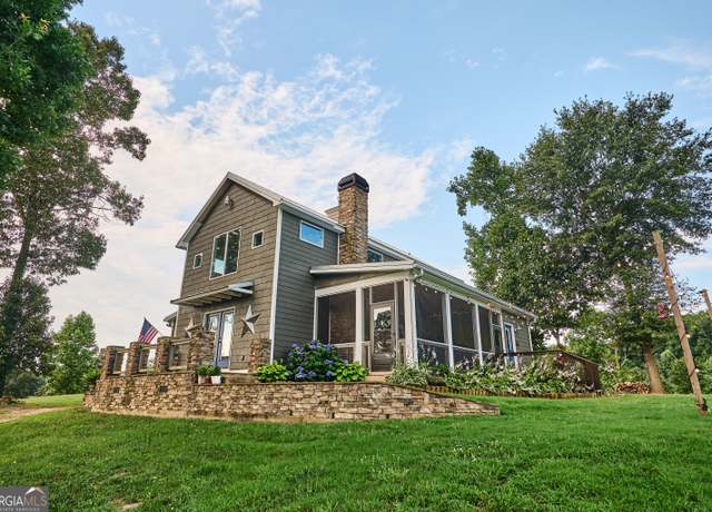 Property at 135 Horseshoe Trl, Commerce, GA 30529, 3 beds, 2.5 baths