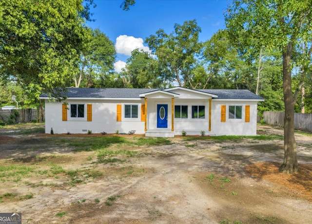 Property at 203 Zenith St, Dublin, GA 31021, 4 beds, 3 baths