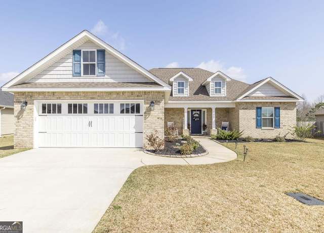 Property at 312 Creek Ridge Dr, Warner Robins, GA 31088, 4 beds, 2 baths