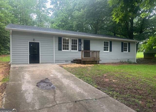 Property at 119 Little Big Horn Rd, Griffin, GA 30223, 3 beds, 2 baths
