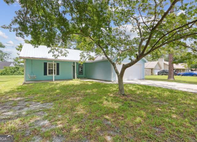 Property at 107 Buntin St, Woodbine, GA 31569, 4 beds, 2 baths