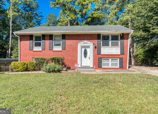 Property at 6671 Pelica Ct, Riverdale, GA 30274, 4 beds, 2 baths