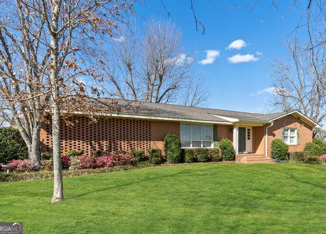 Property at 56 Claymont Rd, Mcintyre, GA 31054, 4 beds, 3 baths