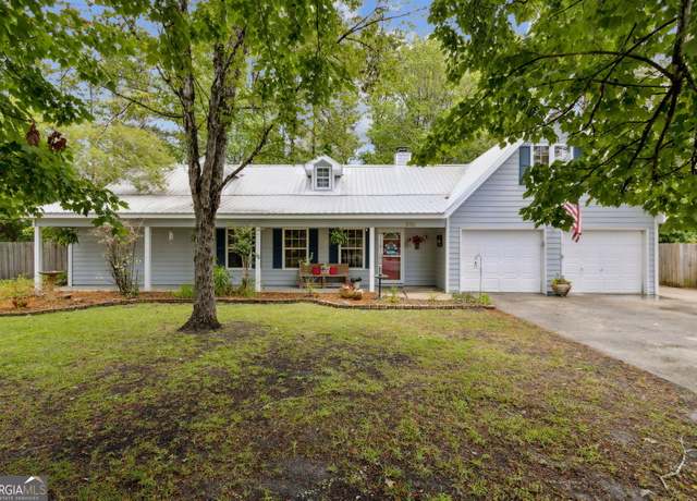 Property at 204 Fern Ct, Kingsland, GA 31548, 4 beds, 2 baths