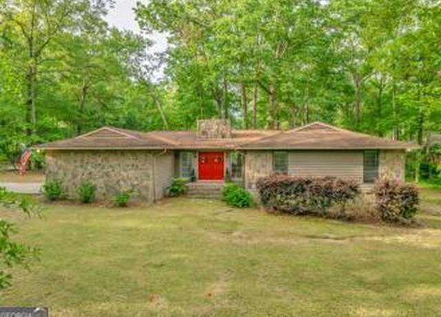Property at 401 Barfield Ct, Dublin, GA 31021, 3 beds, 2.5 baths
