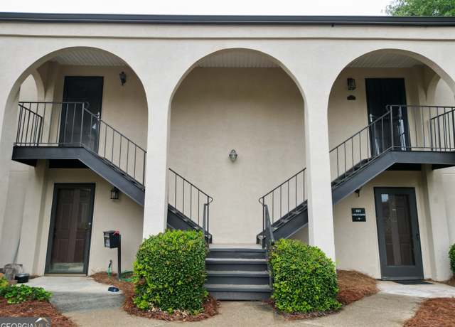 Property at 605 Candler St Unit A8, Gainesville, GA 30501, 1 bed, 1 bath