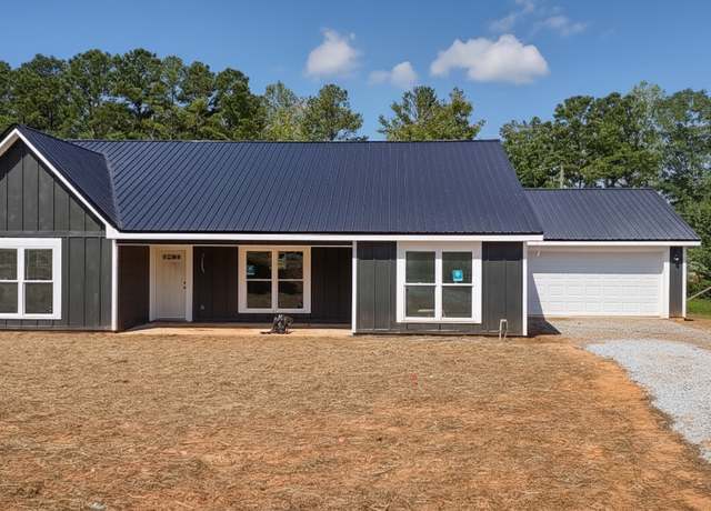 Property at 284 Connecticut Ave, Tallapoosa, GA 30176, 4 beds, 2 baths