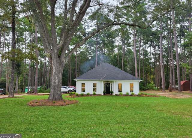 Property at 7500 Us Highway 19 S, Thomasville, GA 31757, 3 beds, 2 baths