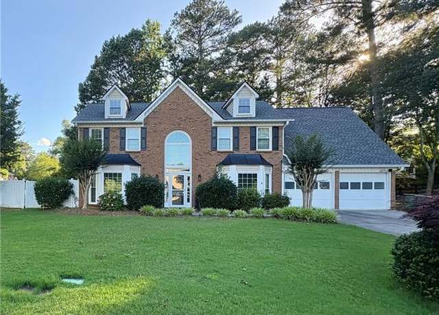 Property at 4308 Creek Brook Dr, Peachtree Corners, GA 30092, 4 beds, 2.5 baths