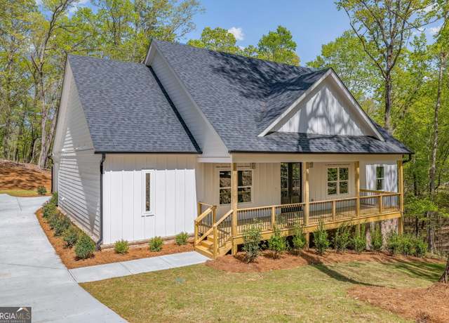 Property at 122 Planters Pointe Dr, Baldwin, GA 30511, 3 beds, 2.5 baths