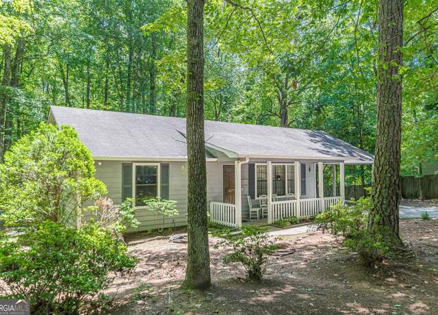 Property at 146 Highland Cir, Mcdonough, GA 30253, 2 beds, 2 baths