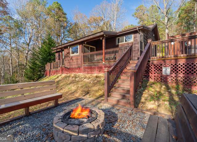 Property at 485 Banner Cir, Ellijay, GA 30540, 3 beds, 2 baths