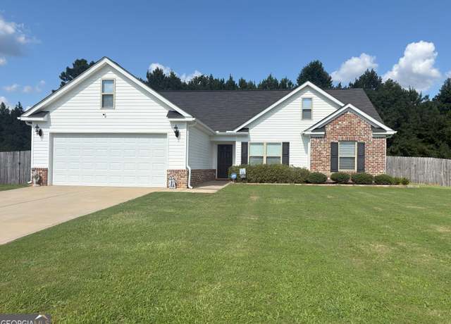 Property at 837 Weldon Rd, Forsyth, GA 31029, 3 beds, 2 baths