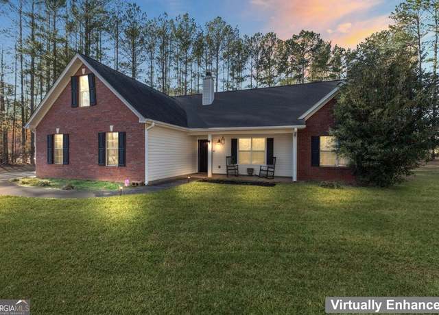 Property at 1012 Matthews Way, Mcdonough, GA 30252, 4 beds, 2 baths