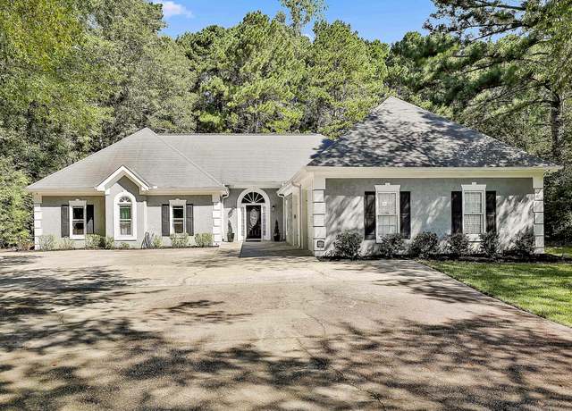 Property at 250 Chimney Springs Rd, Tyrone, GA 30290, 4 beds, 3.5 baths