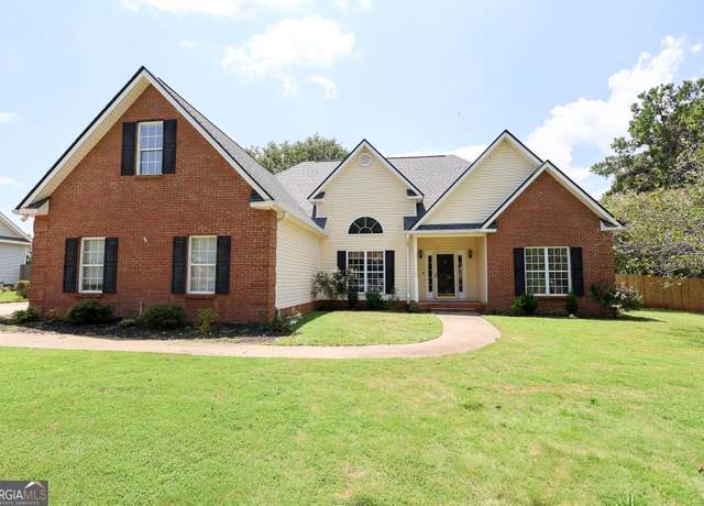 Property at 1008 Bay Laurel Cir, Warner Robins, GA 31088, 4 beds, 3 baths