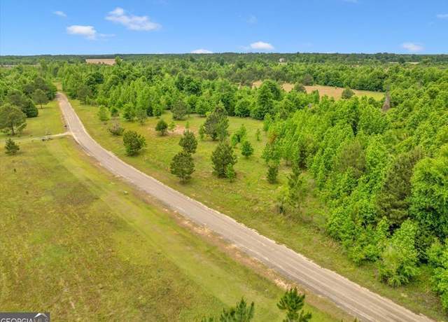 Property at 135 Mill Creek Ct, Sylvester, GA 31791