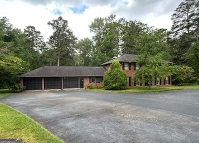 Property at 809 Lakewood Dr, Lagrange, GA 30240, 4 beds, 2.5 baths