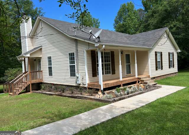 Property at 3725 Concord Rd, Newborn, GA 30056, 3 beds, 2 baths
